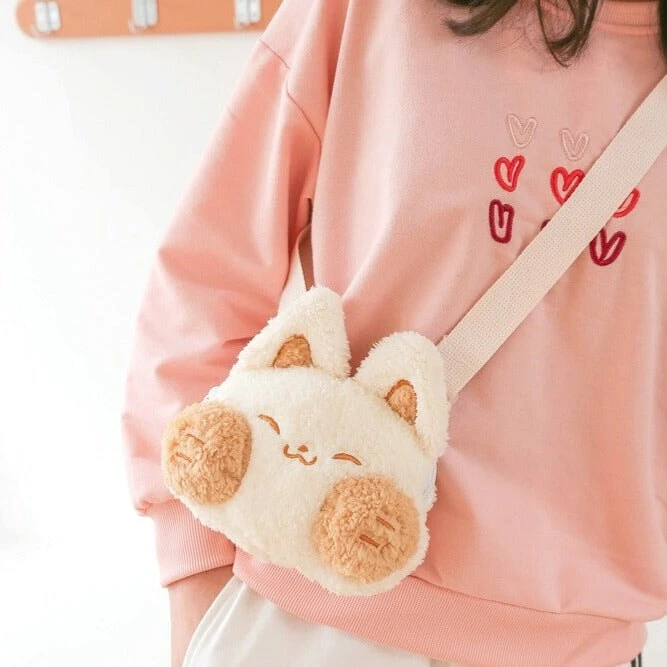Apparel Cheeky Fox Plush Bag - Image 6
