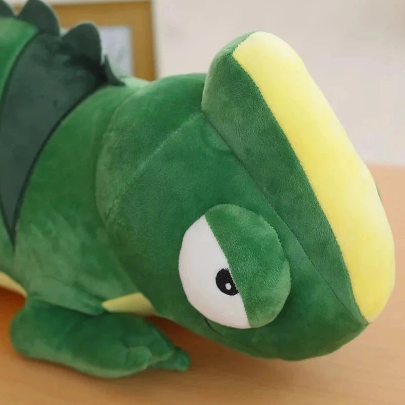 Giant Green Lizard Chameleon Plushie - Image 15