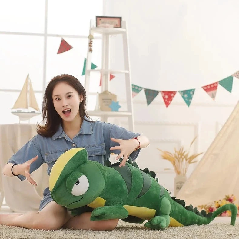 Giant Green Lizard Chameleon Plushie - Image 10
