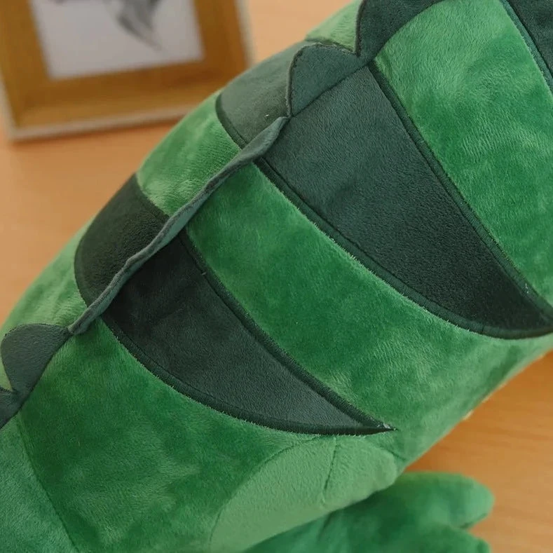 Giant Green Lizard Chameleon Plushie - Image 17