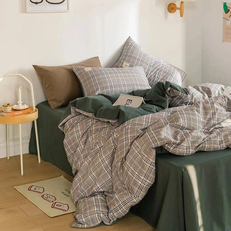 Green Two-Tone Checked Plaid Bedding Set - Image 13