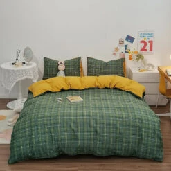 Green Two-Tone Checked Plaid Bedding Set