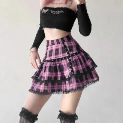 Apparel Harajuku Lolita Gothic Black Pink Laced Plaid Pleated Skirt