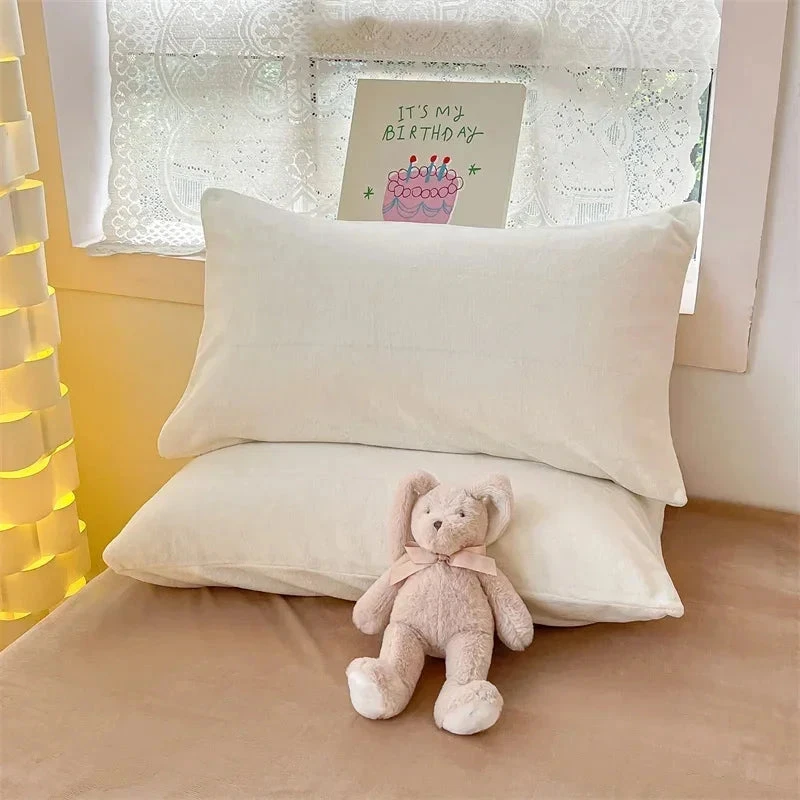 Milky Blue Brown Velvet Fleece 350gsm Bedding Sets - Image 8