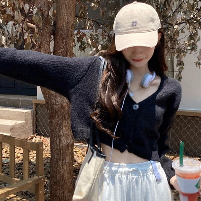 Apparel Petite Women's Cropped Balloon Sleeve Knit Cardigan - Image 5