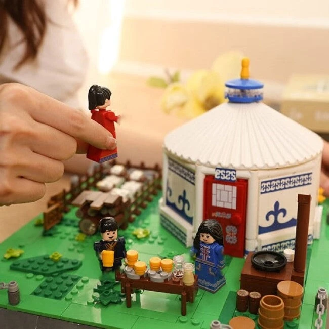 Traditional Mongolian Ger Building Blocks - Image 6